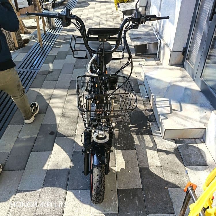 Skuter sotiladi holat zo'r narxi  kelishtirib beraman birinchi — 1
