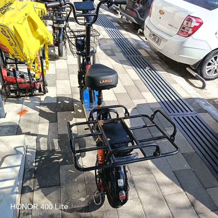 Skuter sotiladi holat zo'r narxi  kelishtirib beraman birinchi — 3