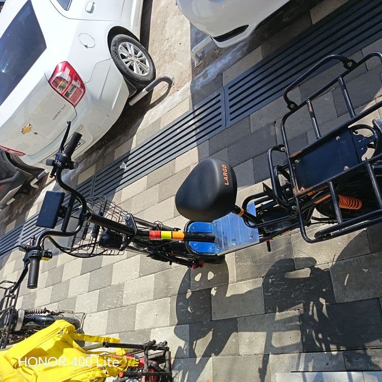 Skuter sotiladi holat zo'r narxi  kelishtirib beraman birinchi — 4