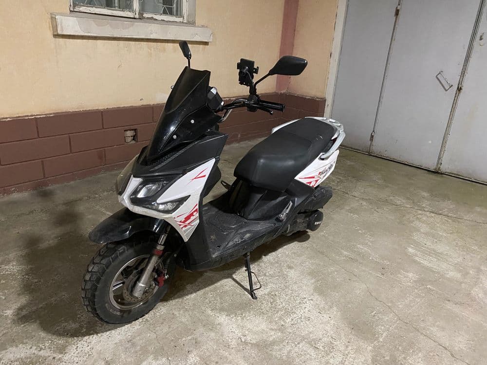 Skuter, Samuray Kawasaki — 1