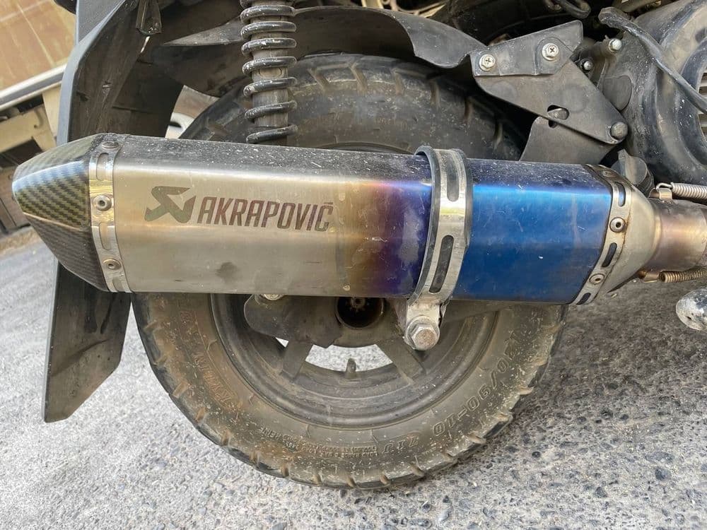 Vasat sport sukuter — 3