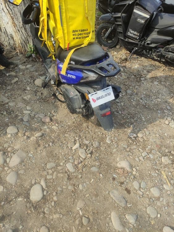 Baikend skuter 150 kubali 5 litr bak hajmi 100 km ga 2,5 - 3 litr yeyd — 4