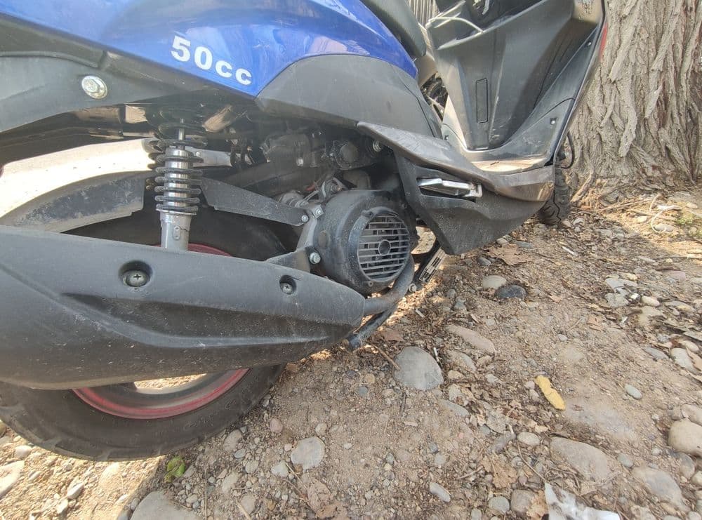 Baikend skuter 150 kubali 5 litr bak hajmi 100 km ga 2,5 - 3 litr yeyd — 7