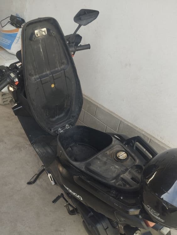 Skuter 150 kub Tank 2 — 2