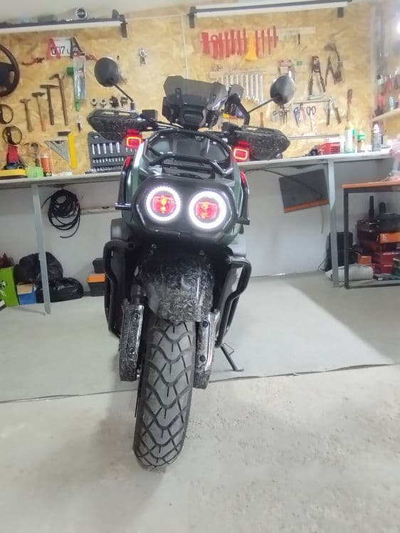 JST TANK Skuter sotiladi — 2