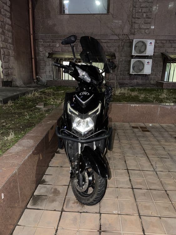 Скутер Lifan (LF) 50 / городской скутер — 4