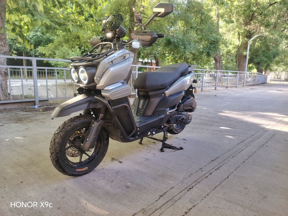 Продам скутер идеальное состояние номер имеется — 1