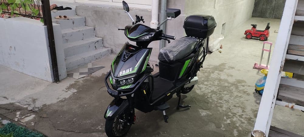 Продаётся электронный скутер. 1000$ — 1