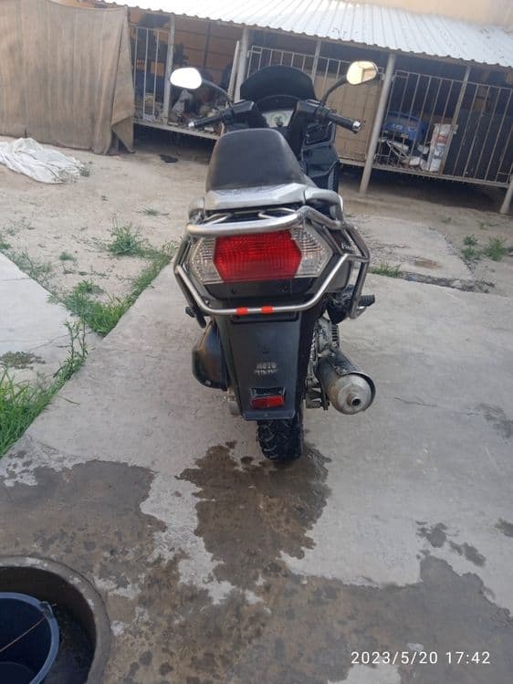 Skuter Delim maksi 150 kub — 4