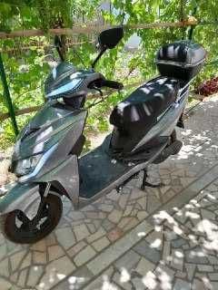 Skuter sotiladi BONVI — 1