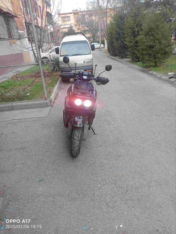 Skuter Tank sotiladi benzinda xolati yaxwi yuriwlari mowni — 1