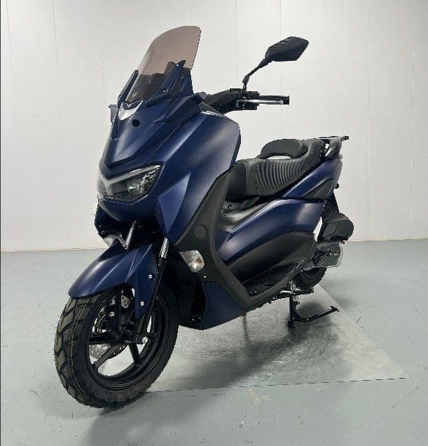Продается скутер VMAX 150 куб. Имеется рассрочка — 1