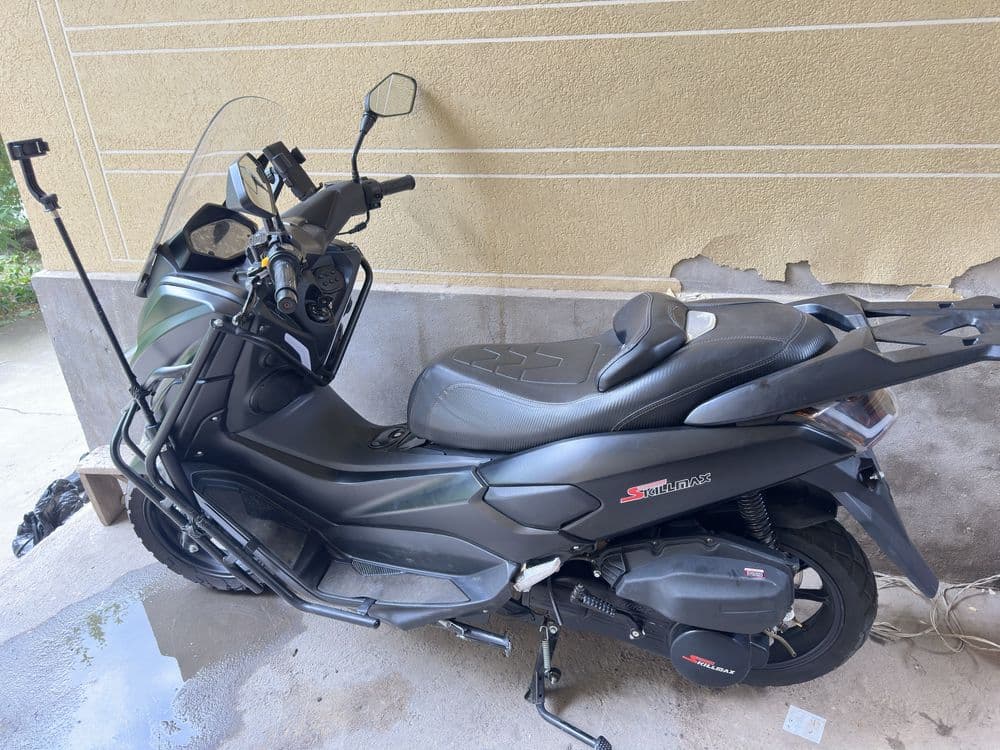 Skuter    N.  max — 1