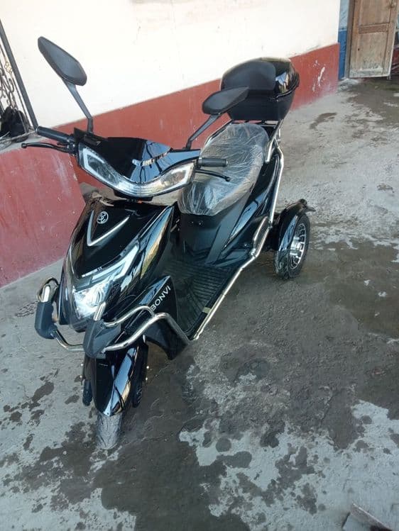Elektra skuter sotilad srochni — 3