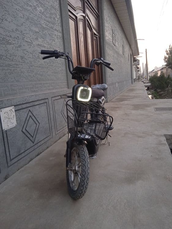 Sport bike  sotiladi holati yaxshi minilgan narxhi kelishamiz
