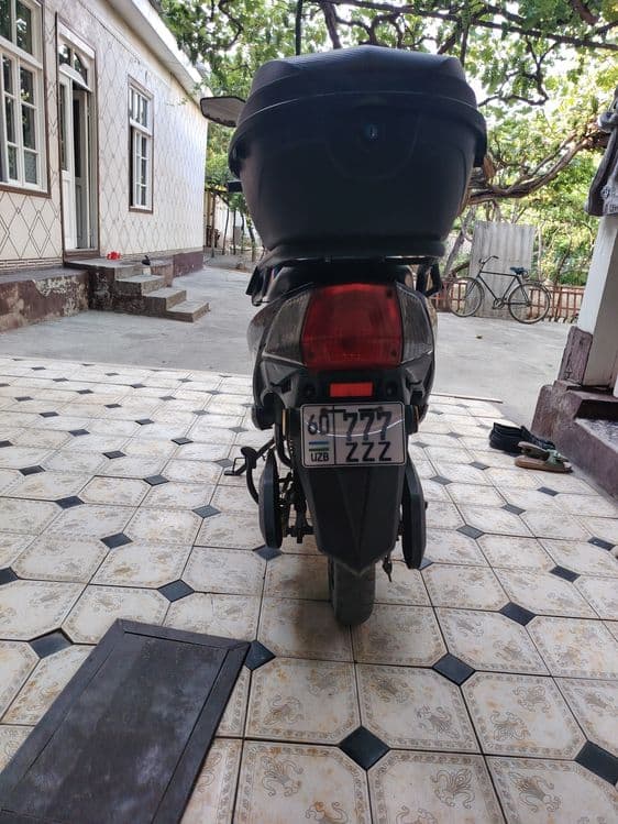 Skuter 2025 yil avgustda olingan — 2