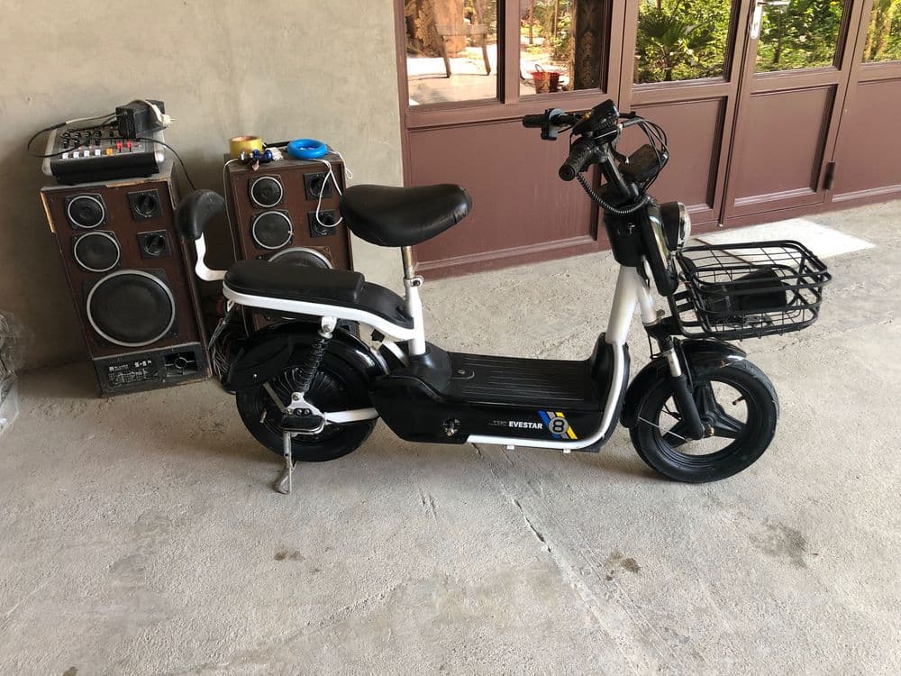 skuter EVESTAR 8 — 2