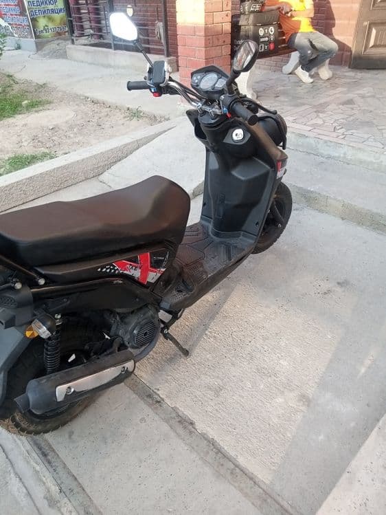 Продам скутер 150 кубов — 1