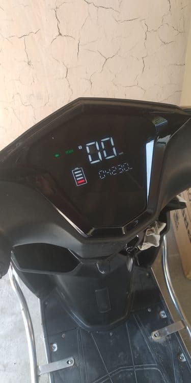 Skuter tesla elektro — 3