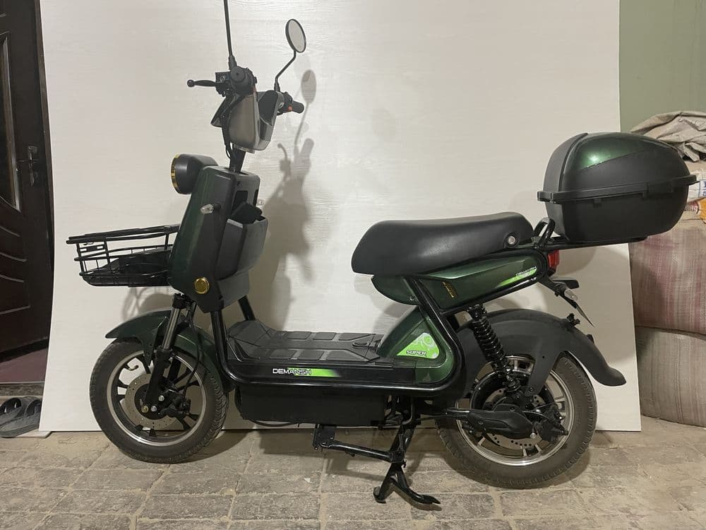 Skuter sotiladi 520000 kami bor — 2