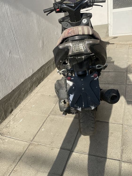 Skuter italiya r2 — 2