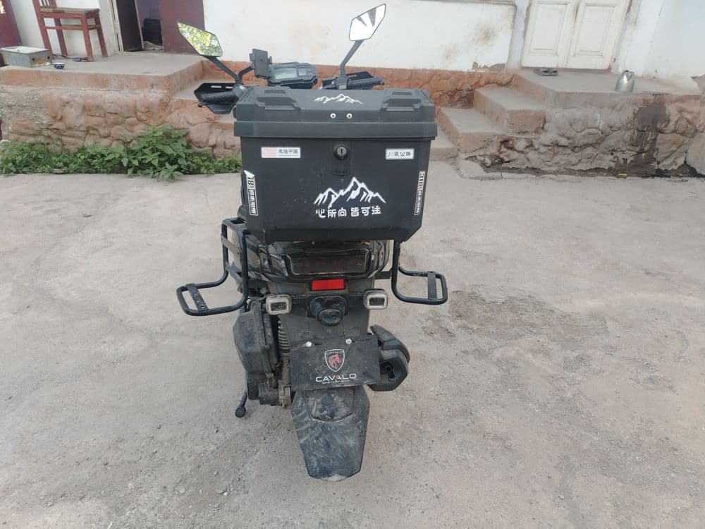 Sukuter Tank 2 srochni sotiladi 600 $ — 2
