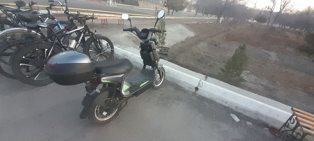 Elektro skuter  hali kop yurmagan kelishtirib beraman — 2