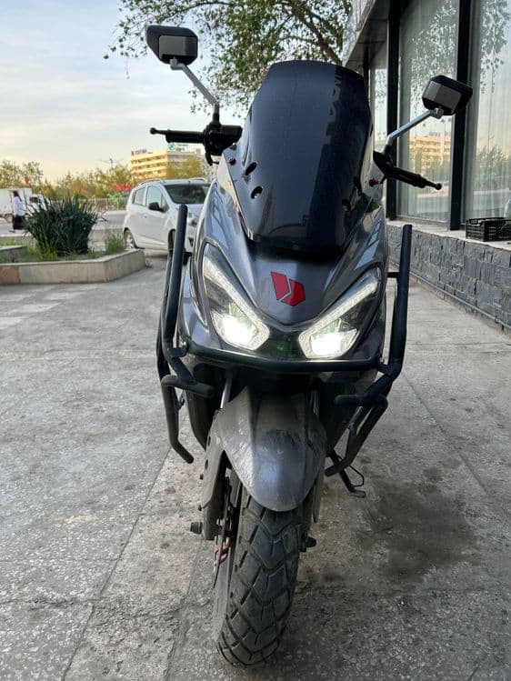 Skuter tiger 150 kub — 1