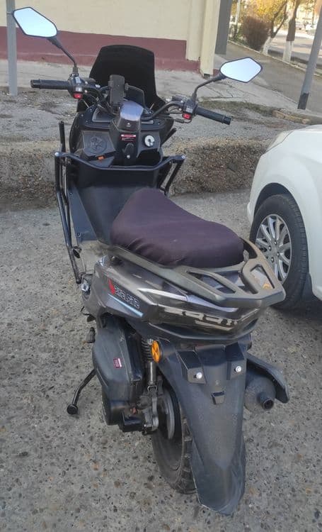 Tayger Skuter sotiladi 150kub
Prabeg 7000km
Xolati yaxshi yangi — 4