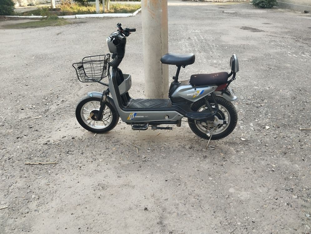 Benzinli skuterga abmen — 2