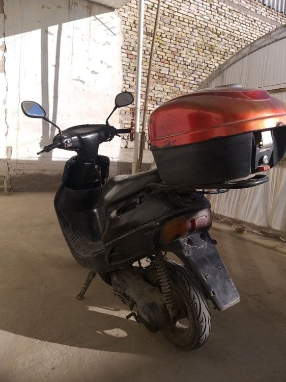Yamaha skuter sotiladi — 5