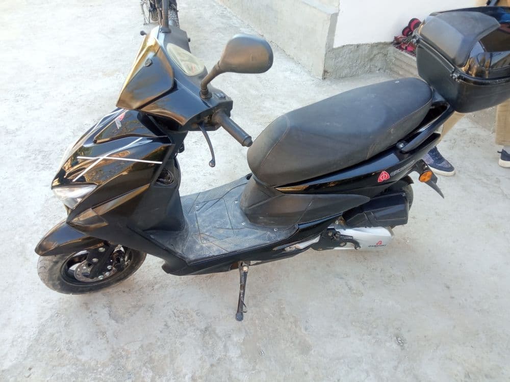 Skuter sotiladi  begzinli — 3