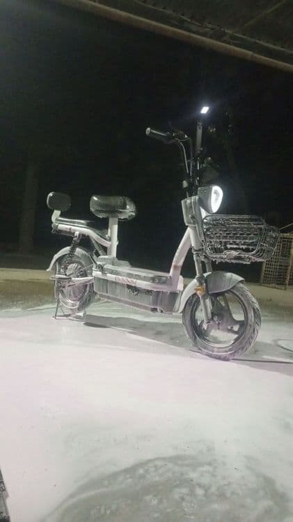 Elektro skuter . — 1