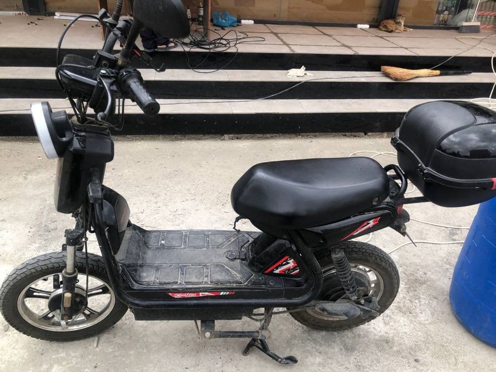 Elektron skuter  Demansh velo — 2