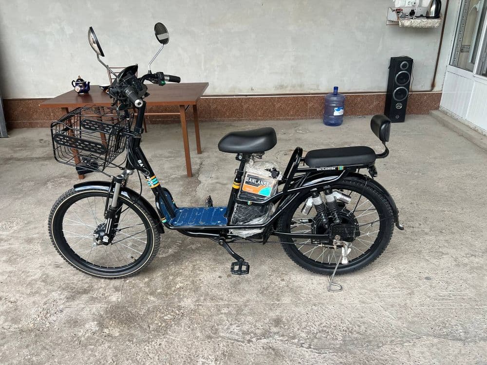 Zamonaviy elektro skuter — 1