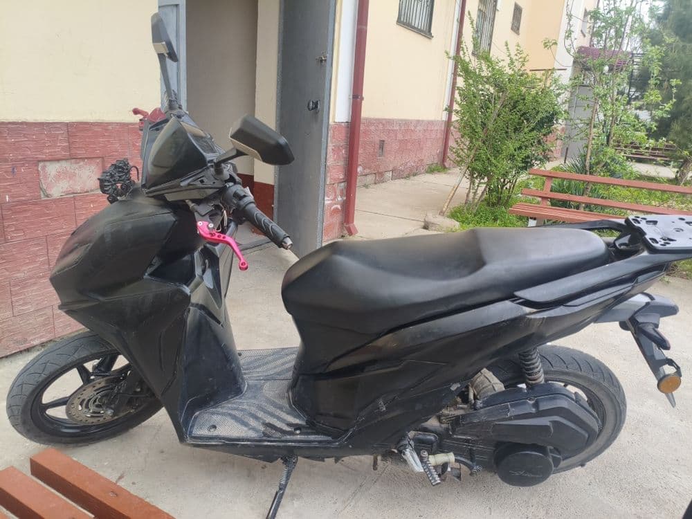 Skuter 110 cc li — 1