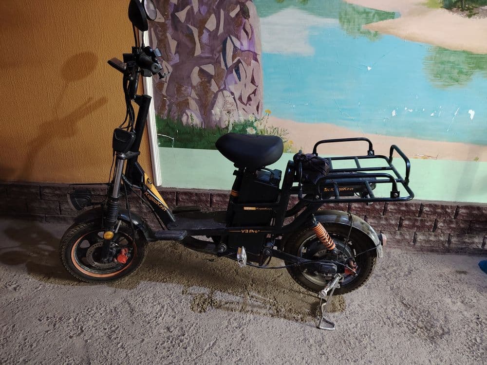 Veloskuter Kugo Kirin V3 pro — 3