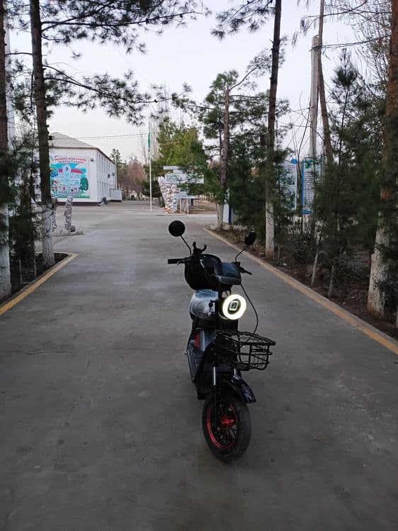 Skuter Yougo Super — 3