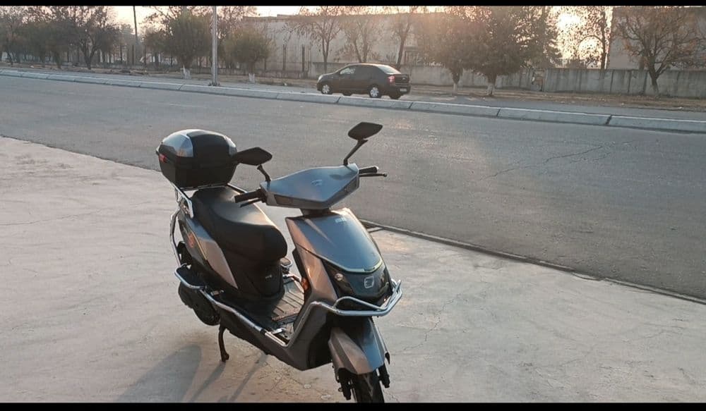 Skuter sotiladi 600$ — 6