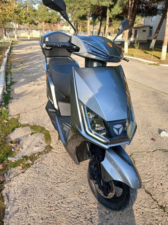 Yadea T5 skuter sotiladi — 1