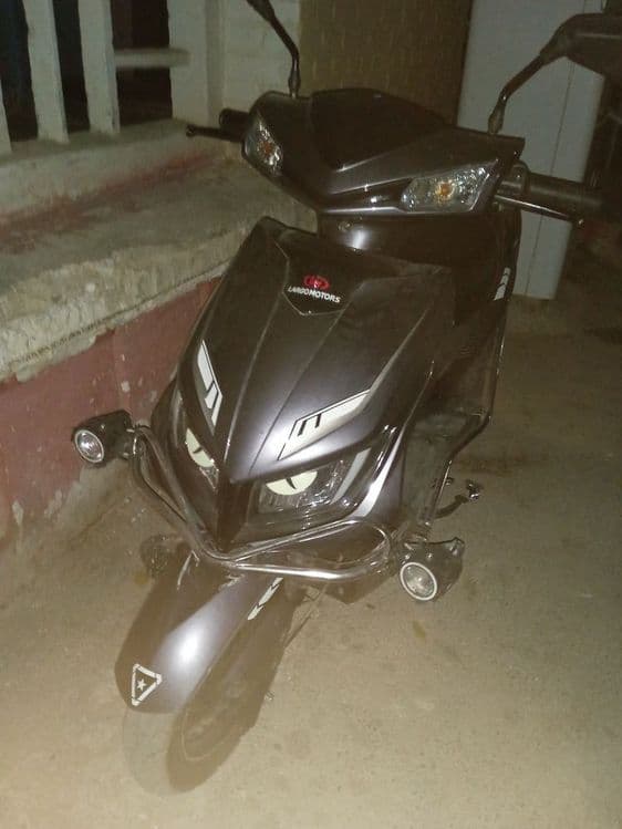 Skuter M8 150 cc — 2