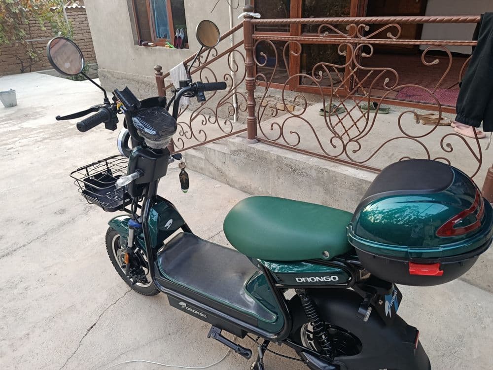 Skuter sotiladi xolati yangi 500km yurgan — 2