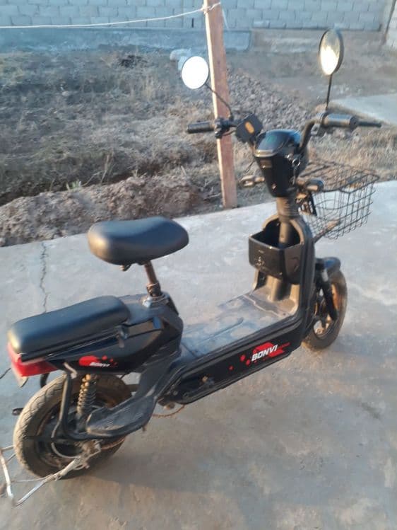 Elektro skuter.. — 4
