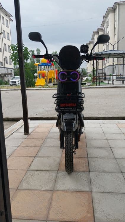 Skuter srochni sotiladi — 4