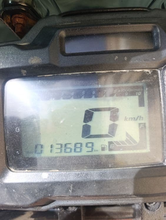 Moped Tank sotiladi — 4