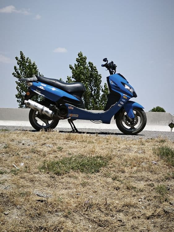 Skuter Fekon Markazi — 2