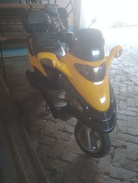 Skuter   150 kub Holati yaxshi tortishiyam yaxshi — 2