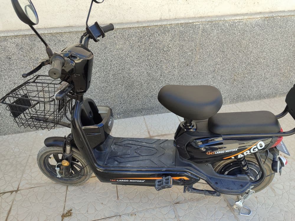 Moto elektrskuter "Largo motors" sotiladi. Zudlik bikan — 2