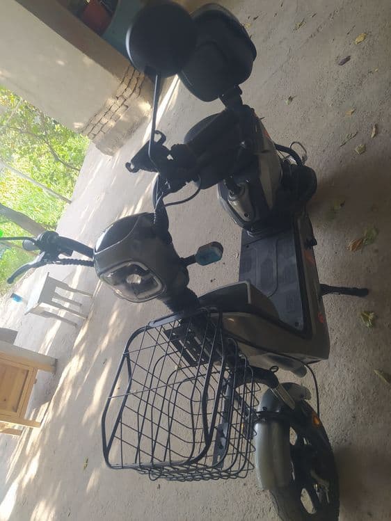 Elektro Skuter sotiladi yangi — 3