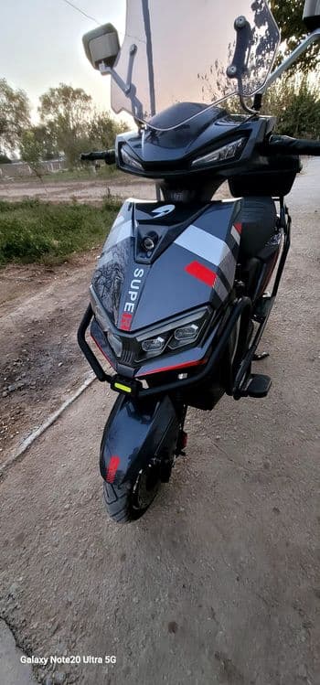 Skuter yangi Hali xech qancha yurmagan — 2